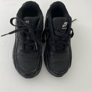 Black Nike Airmax size 13c